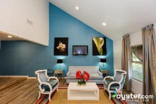 L.a. Sky Boutique Hotel